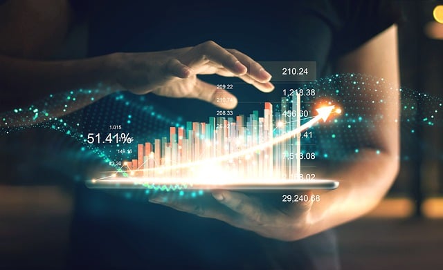 Daten werden anhand von Zahlen und Diagrammen elektronisch dargestellt